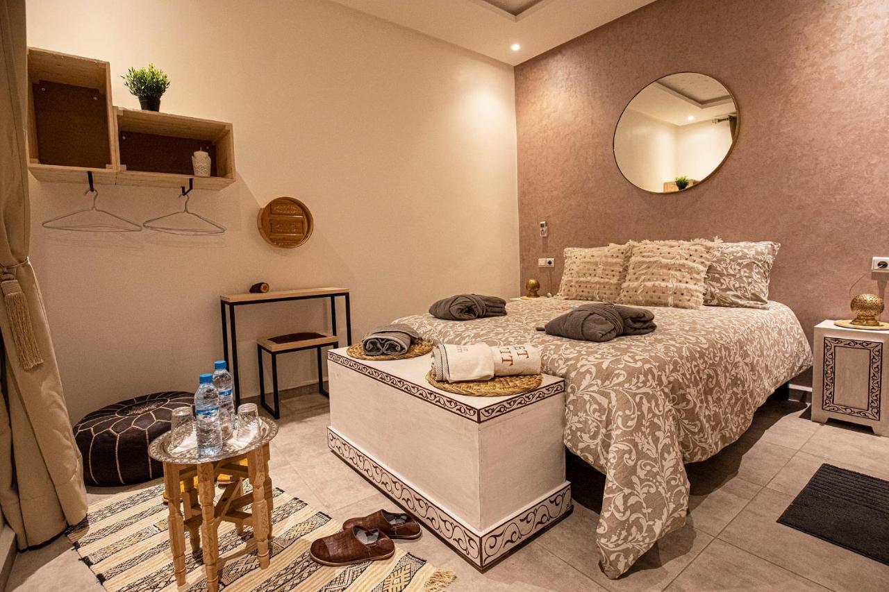 Riad Miel & Une Nuit Marrakesh Buitenkant foto