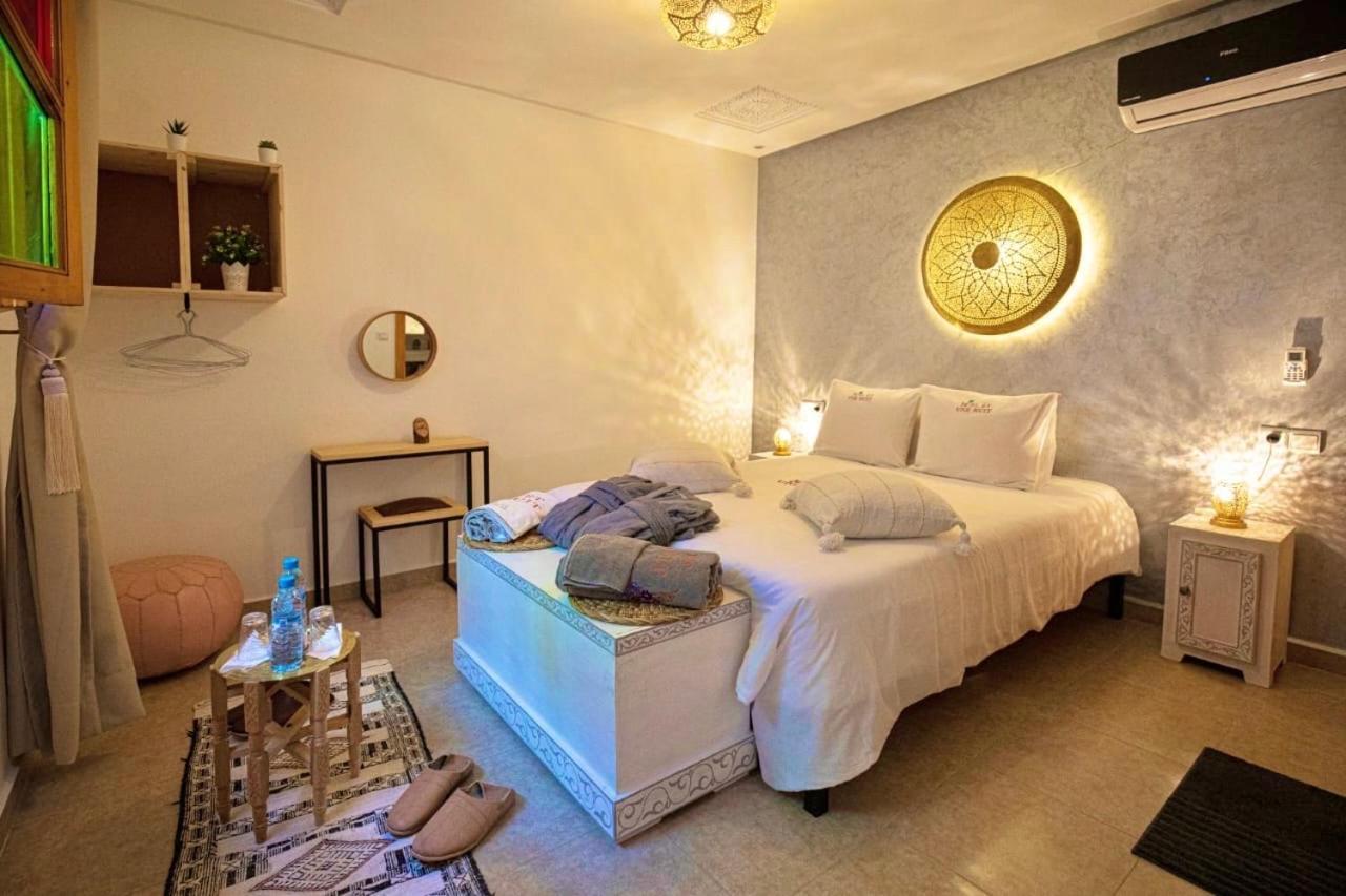 Riad Miel & Une Nuit Marrakesh Buitenkant foto